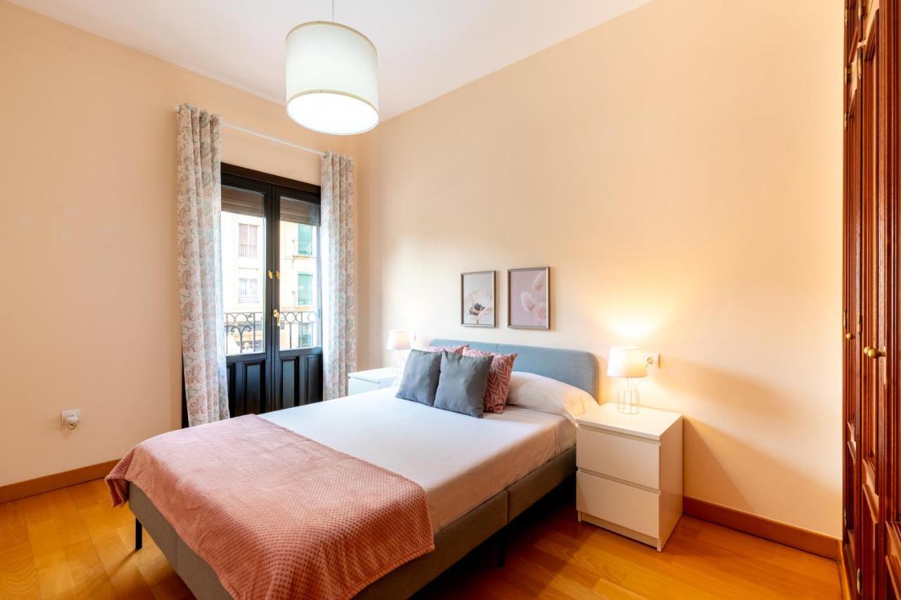 Center Of Seville! Luxury In Sevillian Manor House! * Sevilha